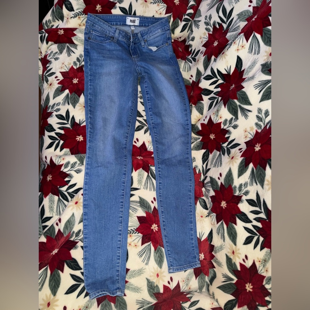 Paige Verdugo Ultra Skinny size 25 jeans
